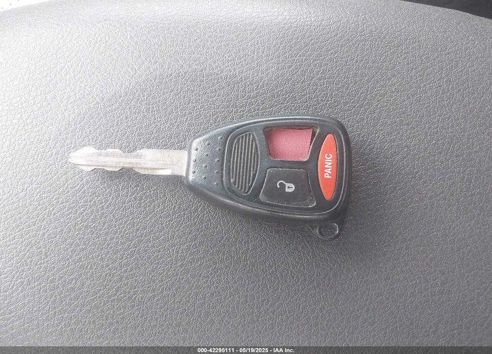2005 DODGE DAKOTA SLT VIN: 1D7HW48N45S153653