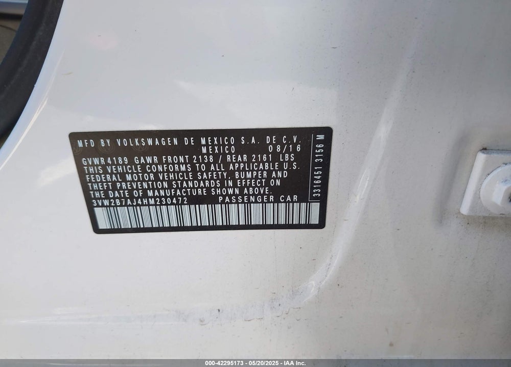 2017 VOLKSWAGEN JETTA VIN: 3VW2B7AJ4HM230472