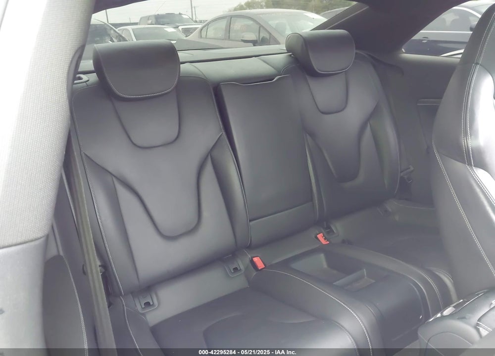 2013 AUDI S5 3.0T PREMIUM PLUS VIN: WAUCGAFR2DA074960