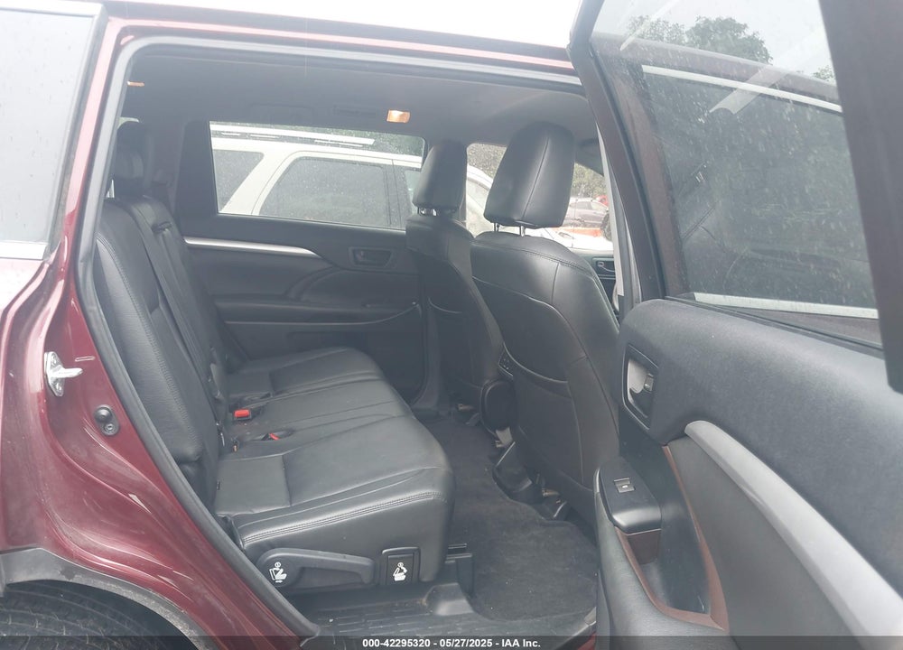 2015 TOYOTA HIGHLANDER LE V6 VIN: 5TDZKRFH4FS086907