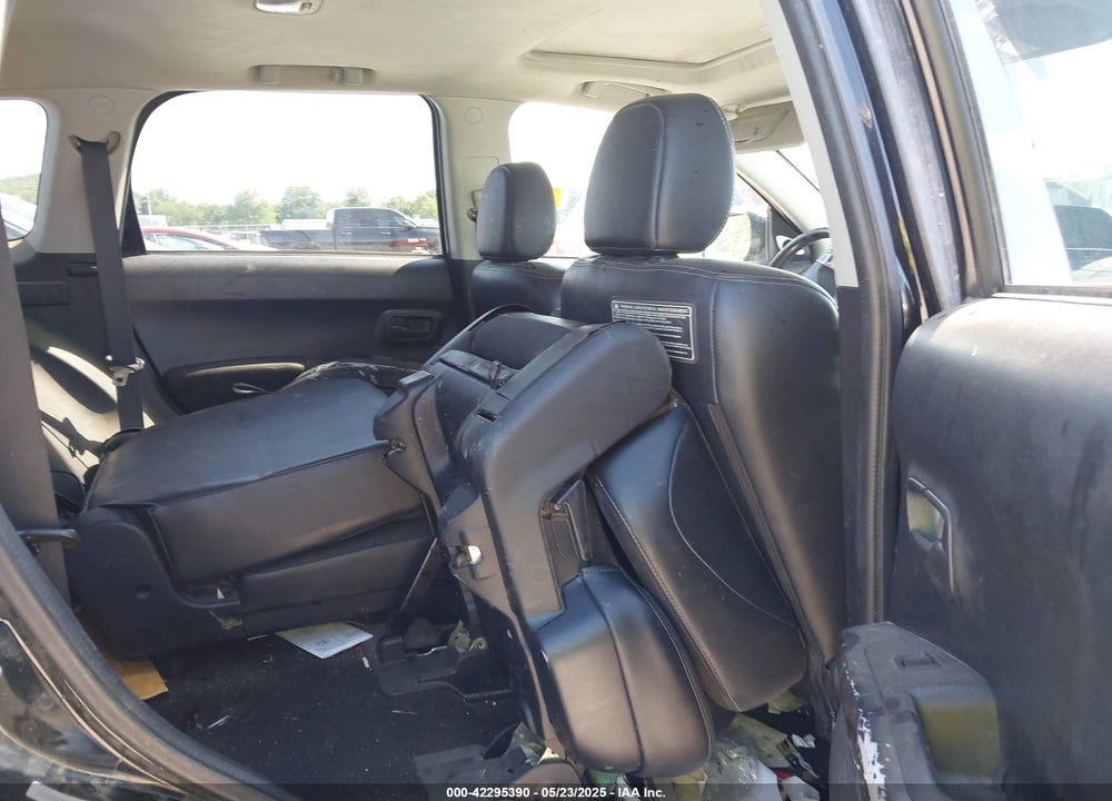 2008 MITSUBISHI OUTLANDER SE VIN: JA4LT31W58Z019704