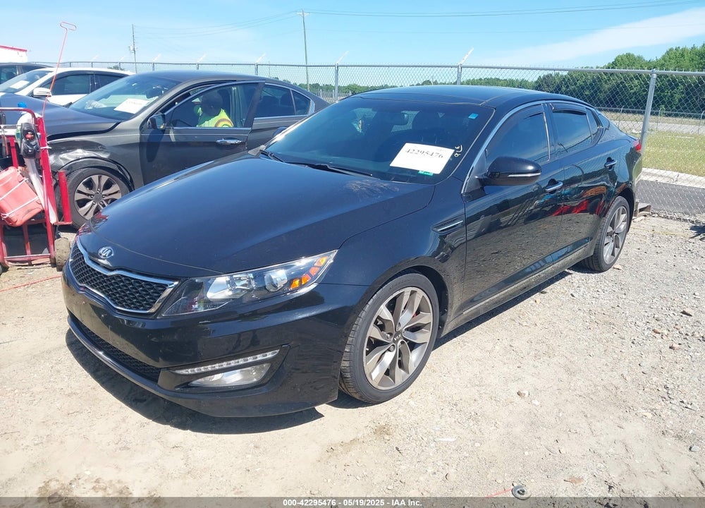 2013 KIA OPTIMA VIN: 5XXGR4A66DG094565