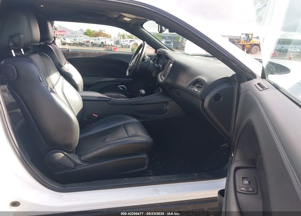 2022 DODGE CHALLENGER SXT AWD VIN: 2C3CDZGGXNH238891