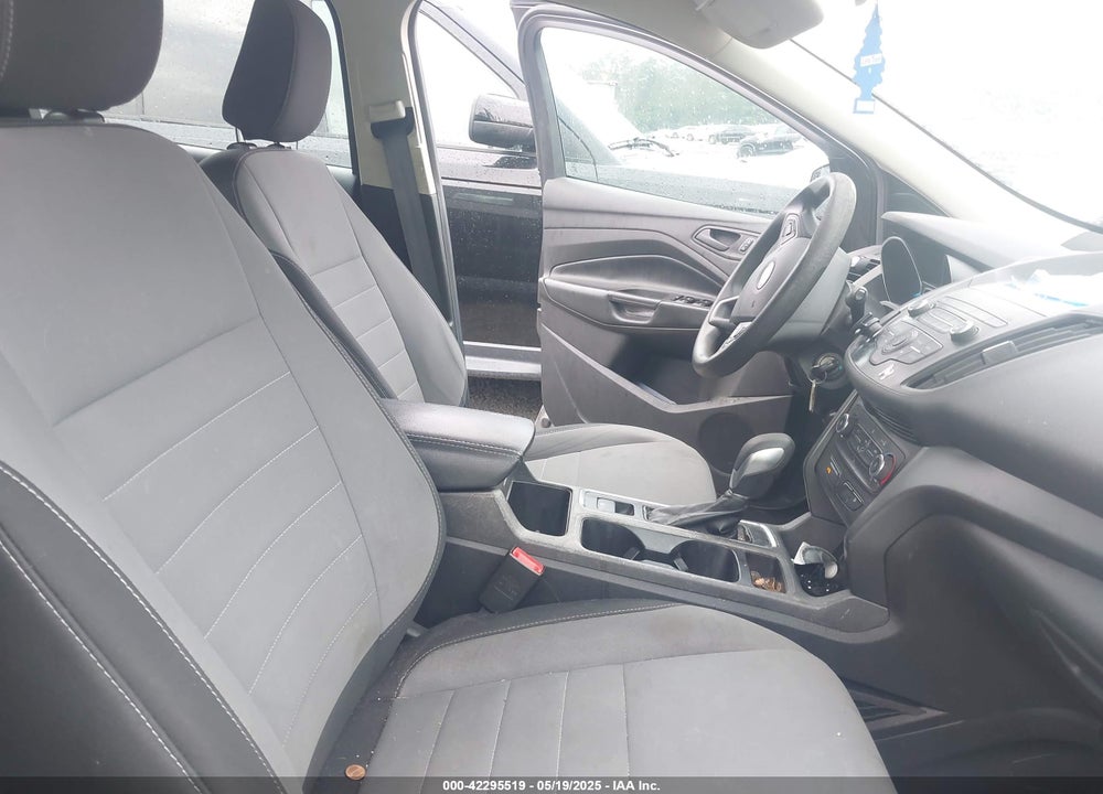 2019 FORD ESCAPE VIN: 1FMCU0F74KUC45249