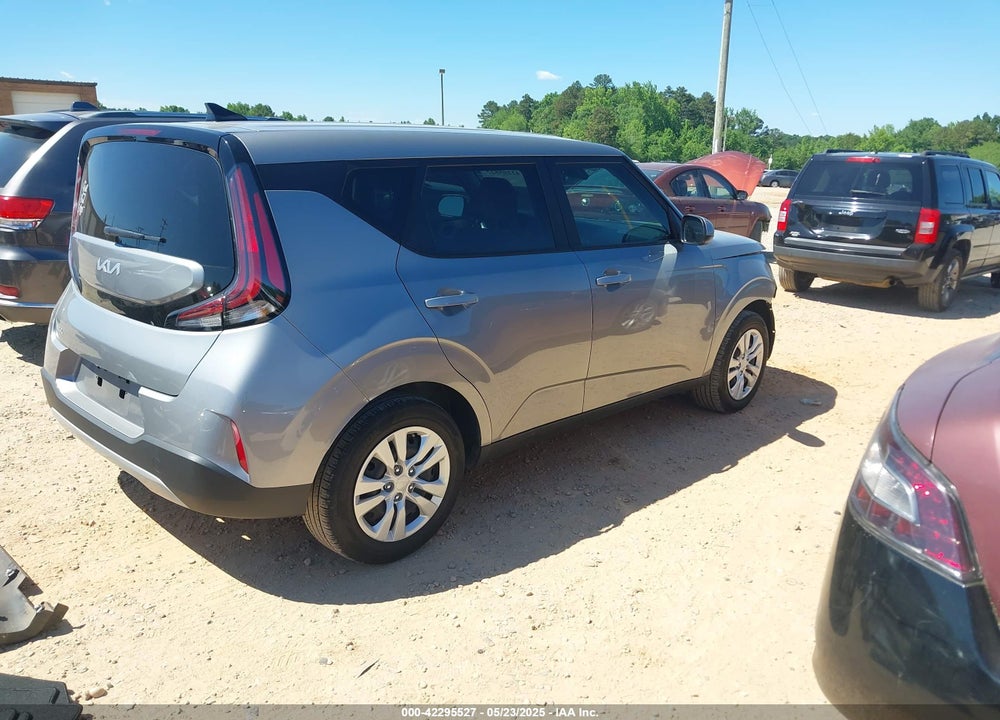 2023 KIA SOUL VIN: KNDJ23AU9P7845786