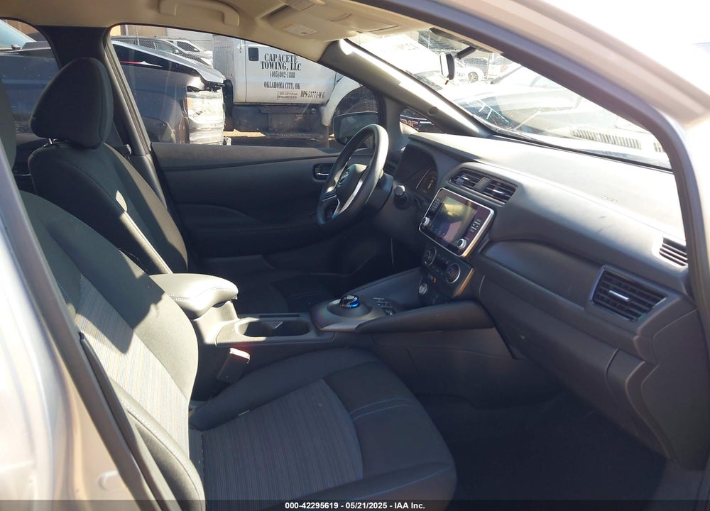 2025 NISSAN LEAF S VIN: 1N4AZ1BV5SC550617