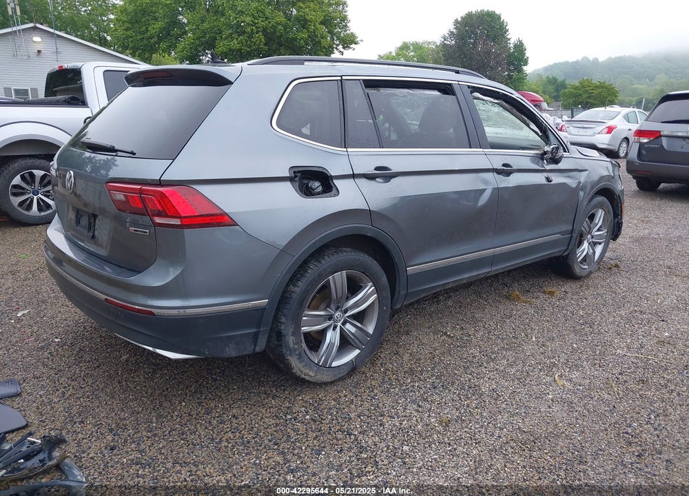 2021 VOLKSWAGEN TIGUAN VIN: 3VV2B7AXXMM070228