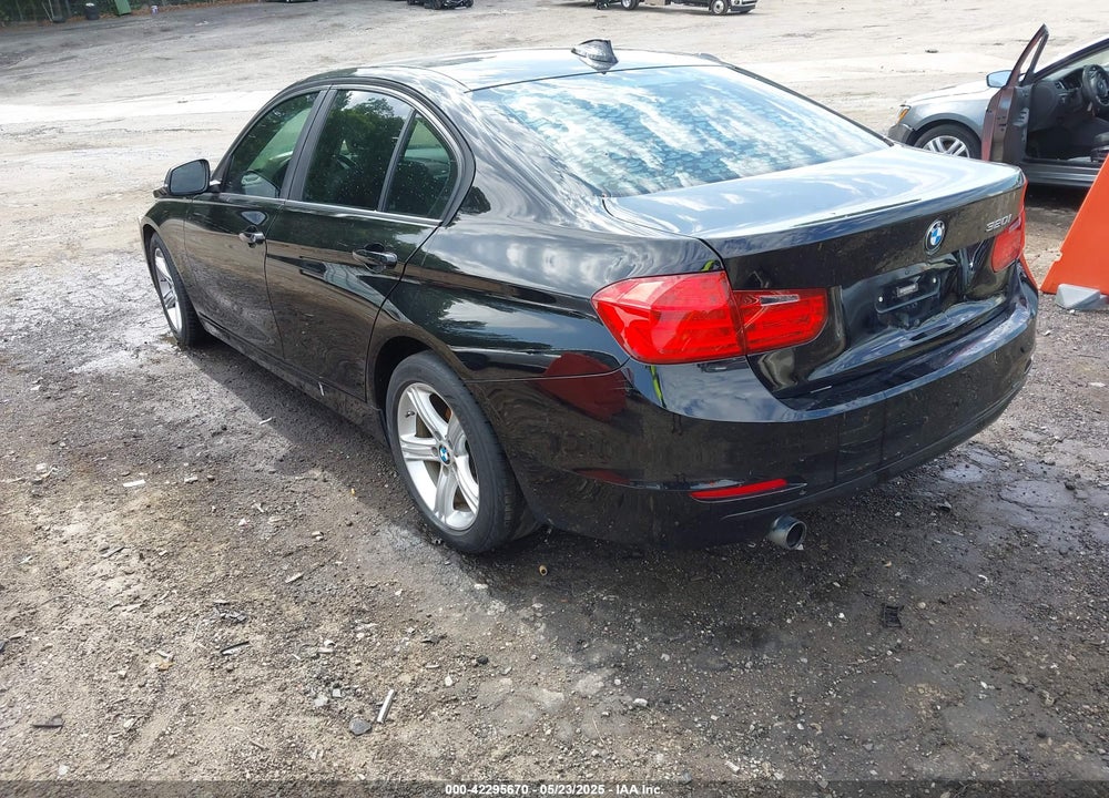 2014 BMW 3 SERIES VIN: WBA3B1C50EP680434