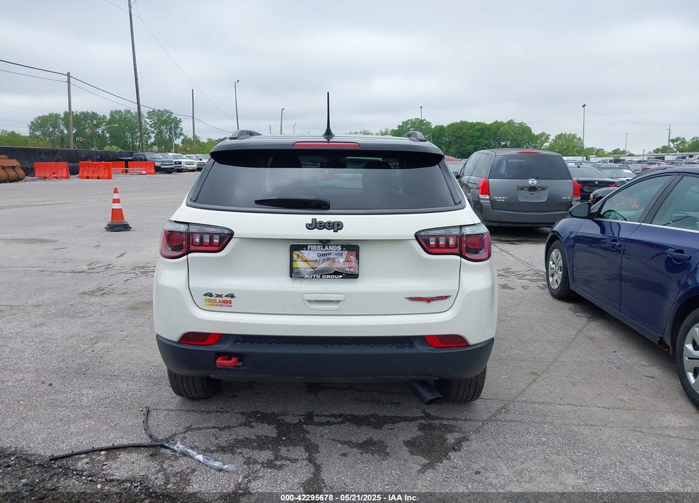 2020 JEEP COMPASS VIN: 3C4NJDDB8LT195584