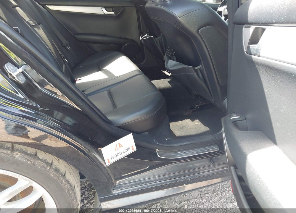 2012 MERCEDES-BENZ C 250 VIN: WDDGF4HB6CR214135