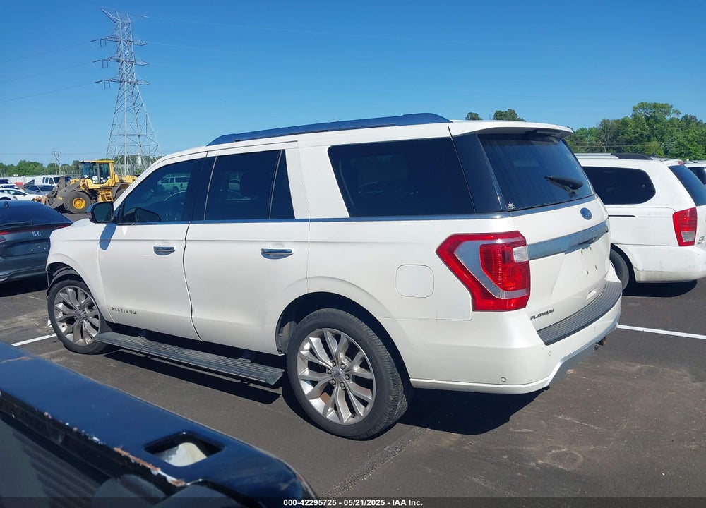 2018 FORD EXPEDITION PLATINUM VIN: 1FMJU1MT4JEA01901