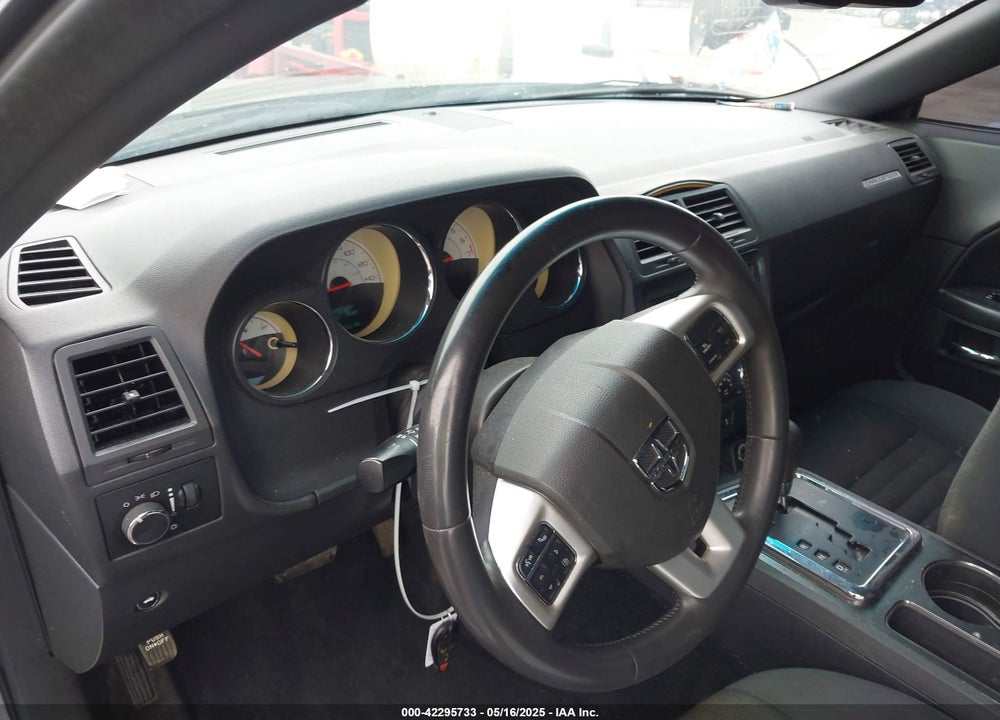 2014 DODGE CHALLENGER VIN: 2C3CDYAG5EH306307