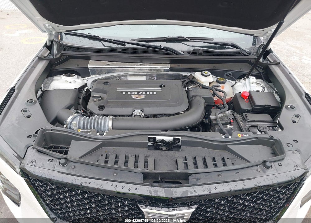 2024 CADILLAC XT4 VIN: 1GYFZFR40RF223782