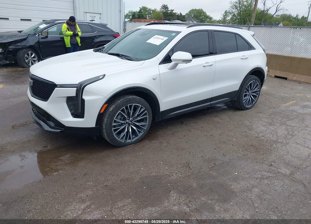 2024 CADILLAC XT4 VIN: 1GYFZFR40RF223782