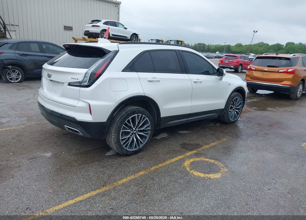 2024 CADILLAC XT4 VIN: 1GYFZFR40RF223782