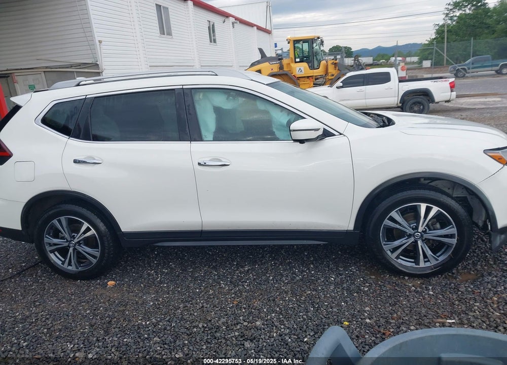 2019 NISSAN ROGUE SV VIN: 5N1AT2MTXKC817436