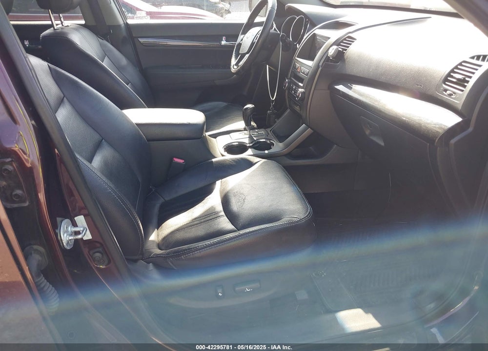 2013 KIA SORENTO EX V6 VIN: 5XYKU4A28DG396358