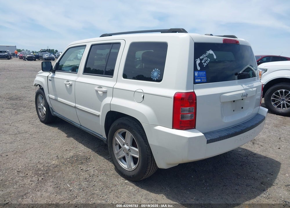 2010 JEEP PATRIOT SPORT VIN: 1J4NT1GA1AD621060