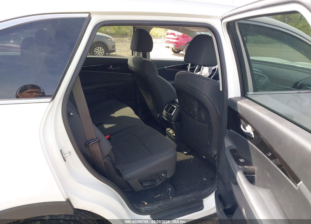 2020 KIA SORENTO 2.4L LX VIN: 5XYPGDA3XLG629029