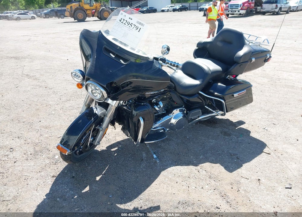 2017 HARLEY-DAVIDSON FLHTK ULTRA LIMITED VIN: 1HD1KED15HB686467