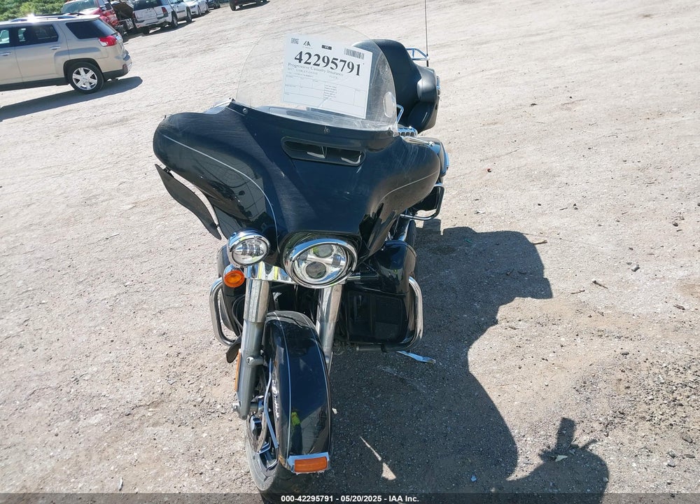 2017 HARLEY-DAVIDSON FLHTK ULTRA LIMITED VIN: 1HD1KED15HB686467