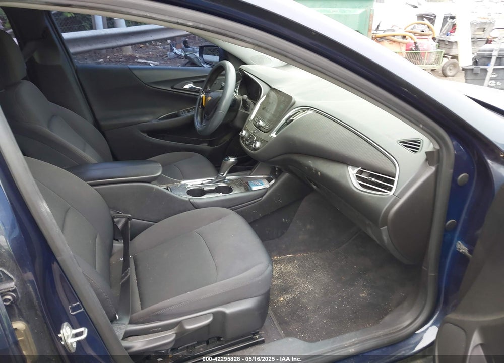 2017 CHEVROLET MALIBU VIN: 1G1ZE5ST3HF158248