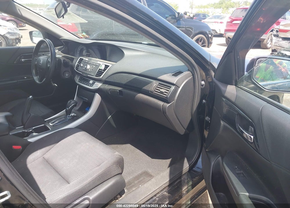 2014 HONDA ACCORD VIN: 1HGCR2F58EA067434