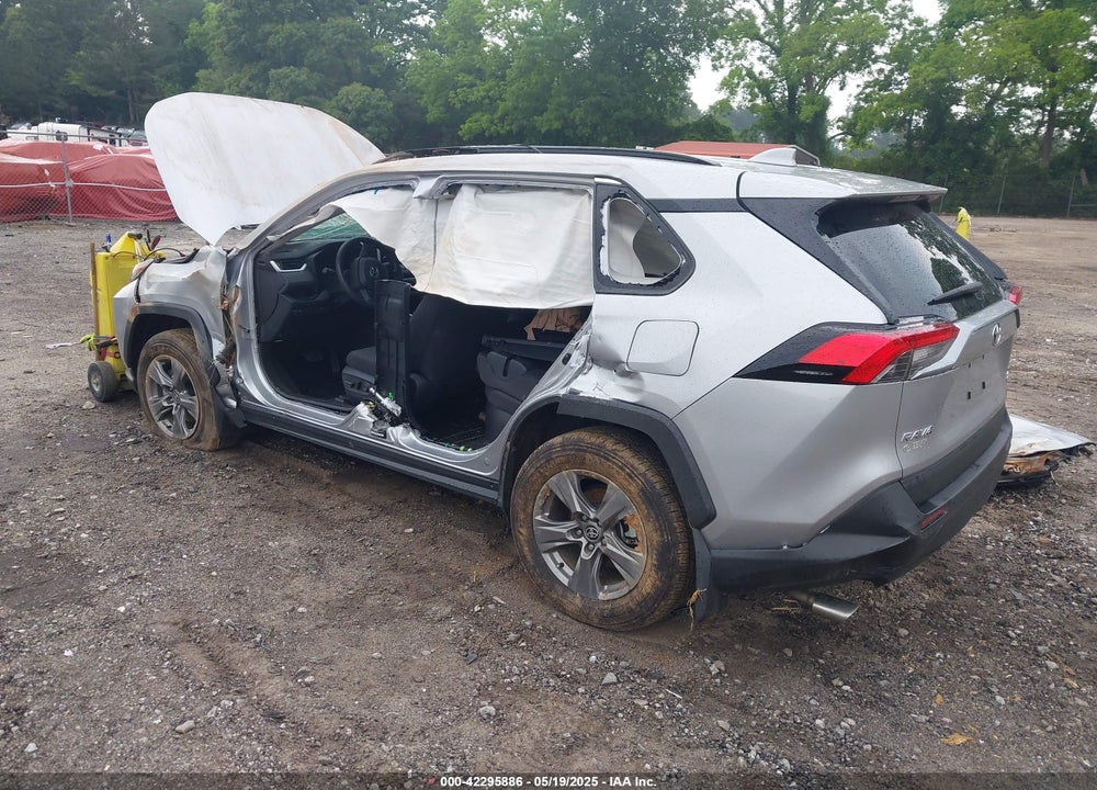 2024 TOYOTA RAV4 HYBRID XLE VIN: 4T3RWRFV5RU132788