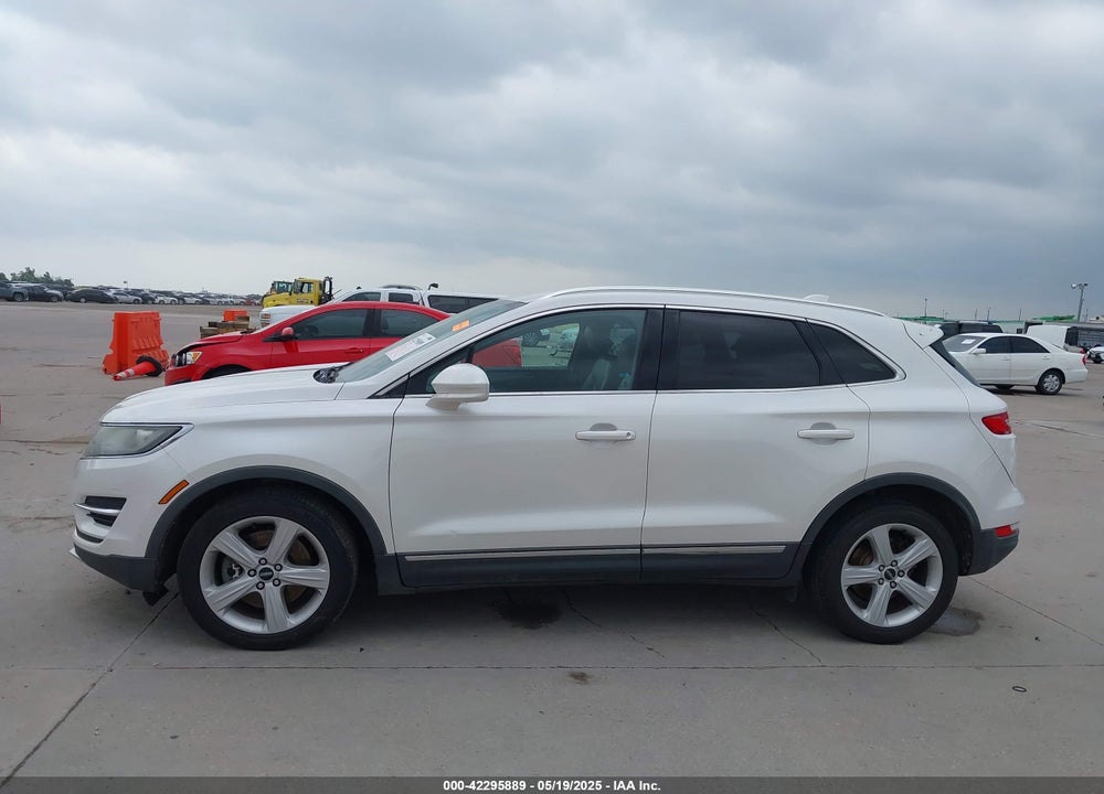 2016 LINCOLN MKC VIN: 5LMCJ1C98GUJ22174