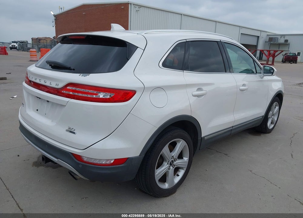 2016 LINCOLN MKC VIN: 5LMCJ1C98GUJ22174