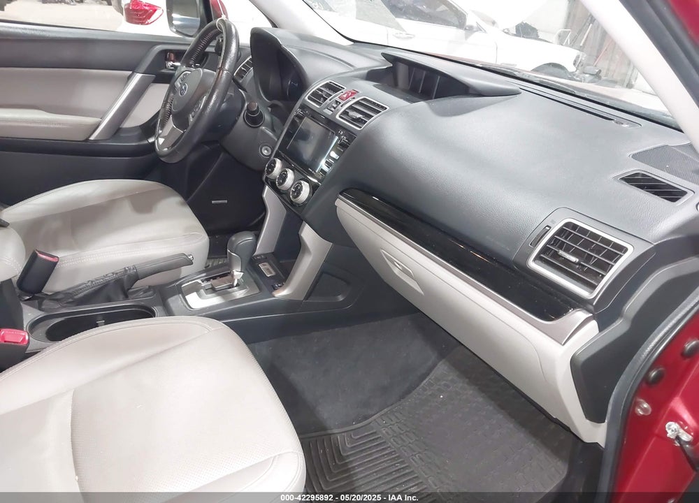 2017 SUBARU FORESTER 2.5I LIMITED VIN: JF2SJARCXHH812784
