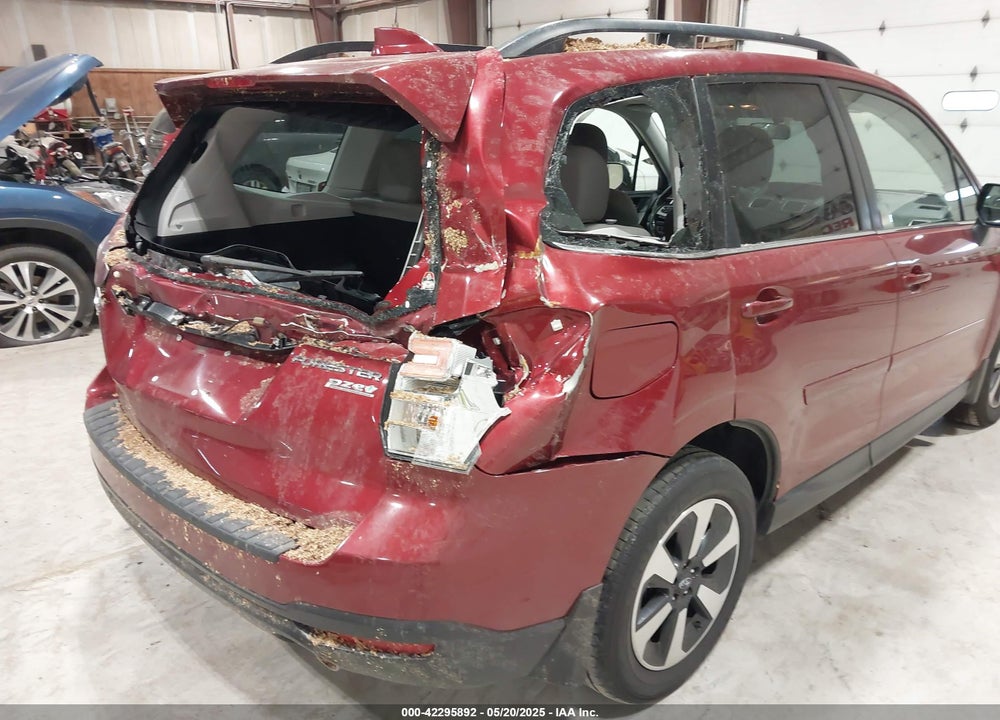 2017 SUBARU FORESTER 2.5I LIMITED VIN: JF2SJARCXHH812784