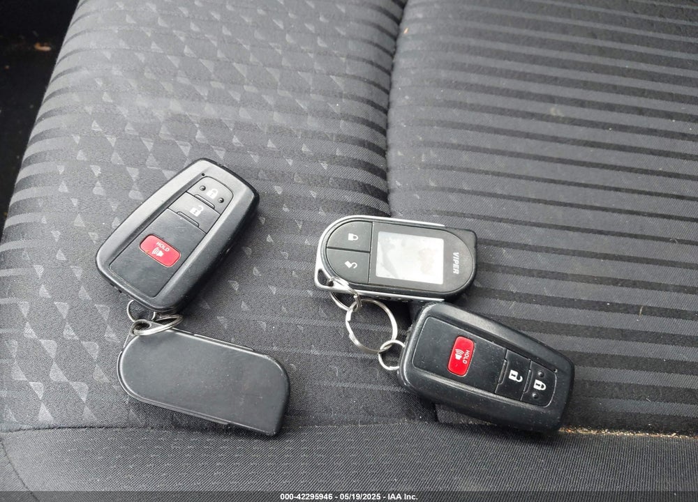 2016 TOYOTA PRIUS TWO VIN: JTDKBRFU3G3511809