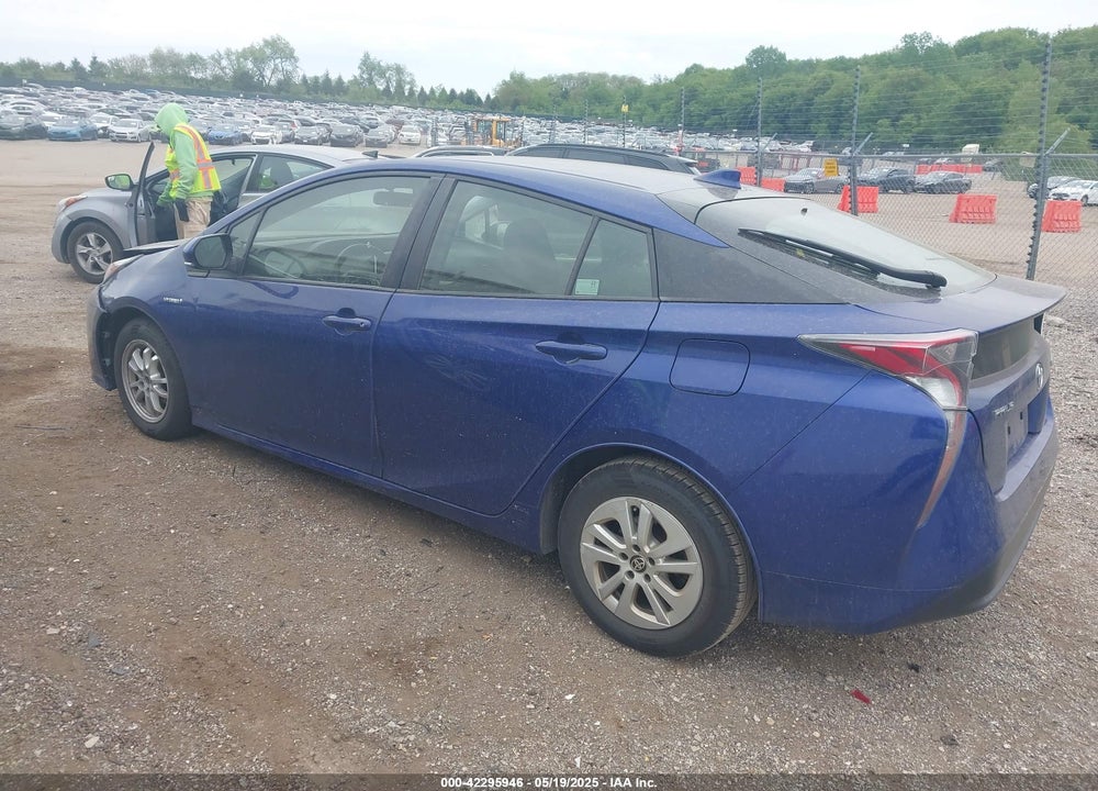 2016 TOYOTA PRIUS TWO VIN: JTDKBRFU3G3511809