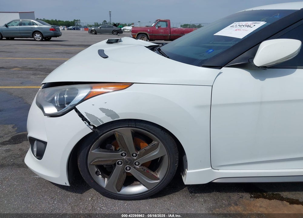 2013 HYUNDAI VELOSTER VIN: KMHTC6AE6DU112233