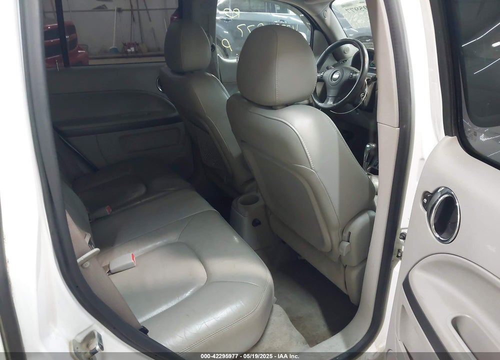 2008 CHEVROLET HHR LT VIN: 3GNDA33P58S529318