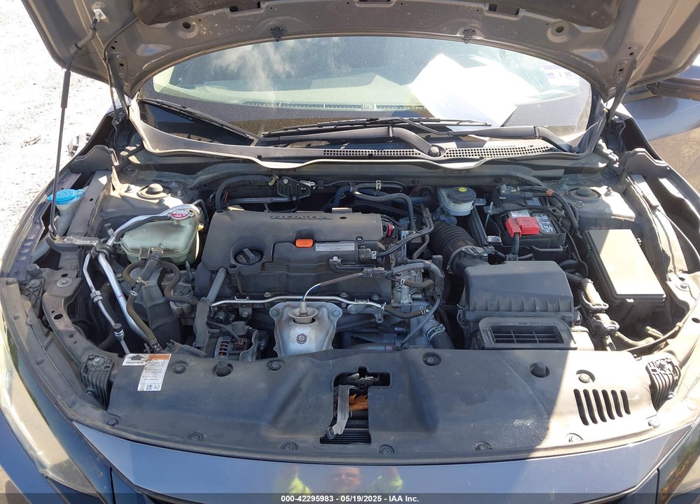 2019 HONDA CIVIC VIN: 2HGFC2F68KH558090