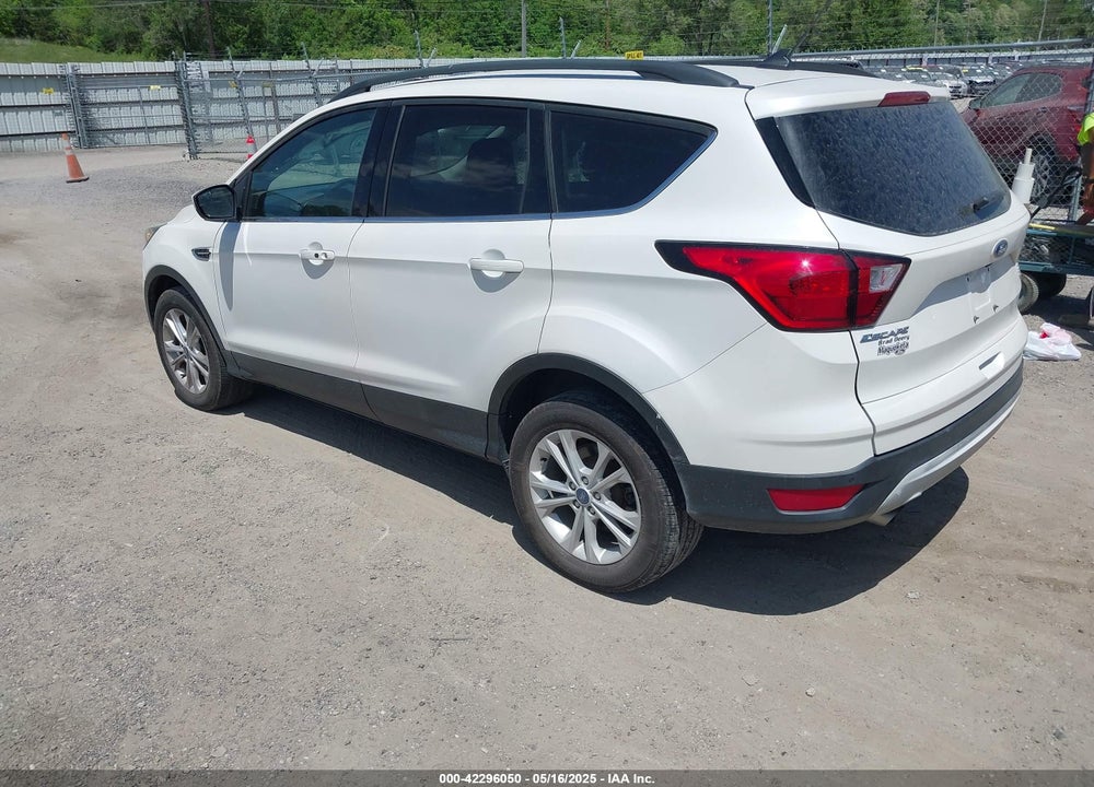 2019 FORD ESCAPE SEL VIN: 1FMCU9HD5KUB19019