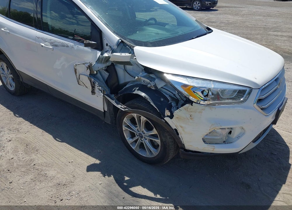 2019 FORD ESCAPE SEL VIN: 1FMCU9HD5KUB19019