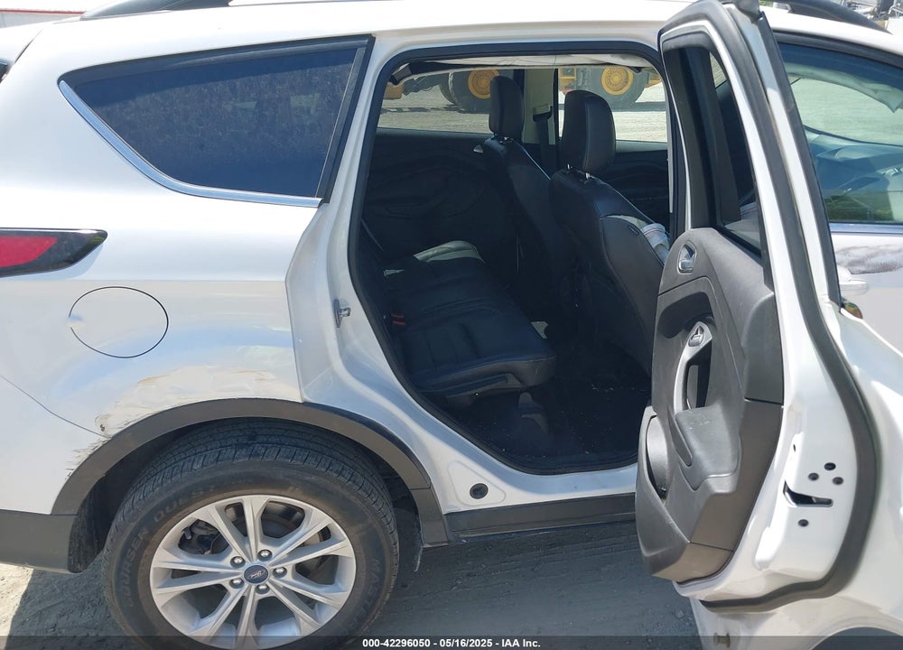 2019 FORD ESCAPE SEL VIN: 1FMCU9HD5KUB19019