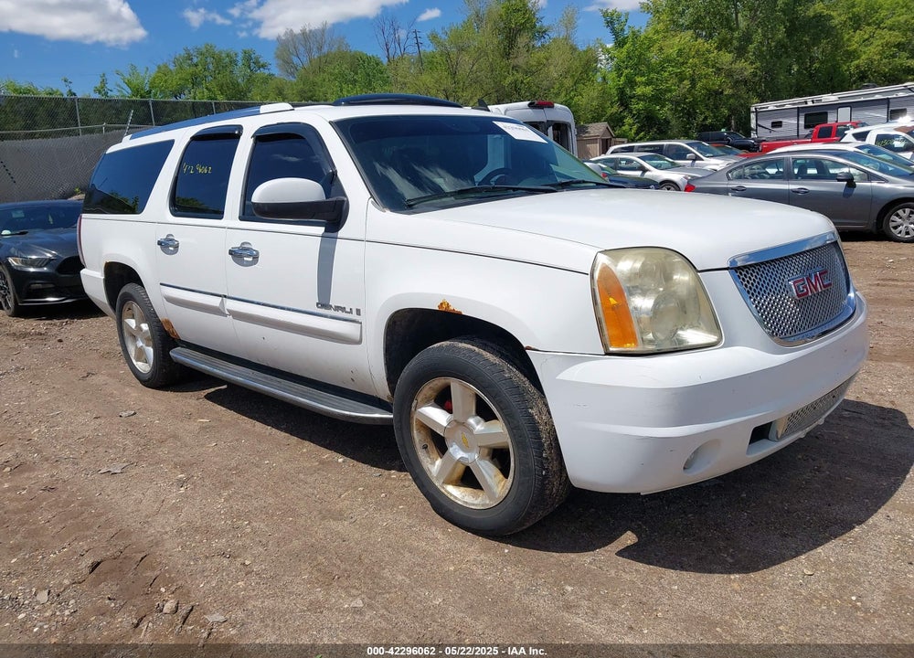 2007 GMC YUKON XL 1500 DENALI VIN: 1GKFK66827J404673