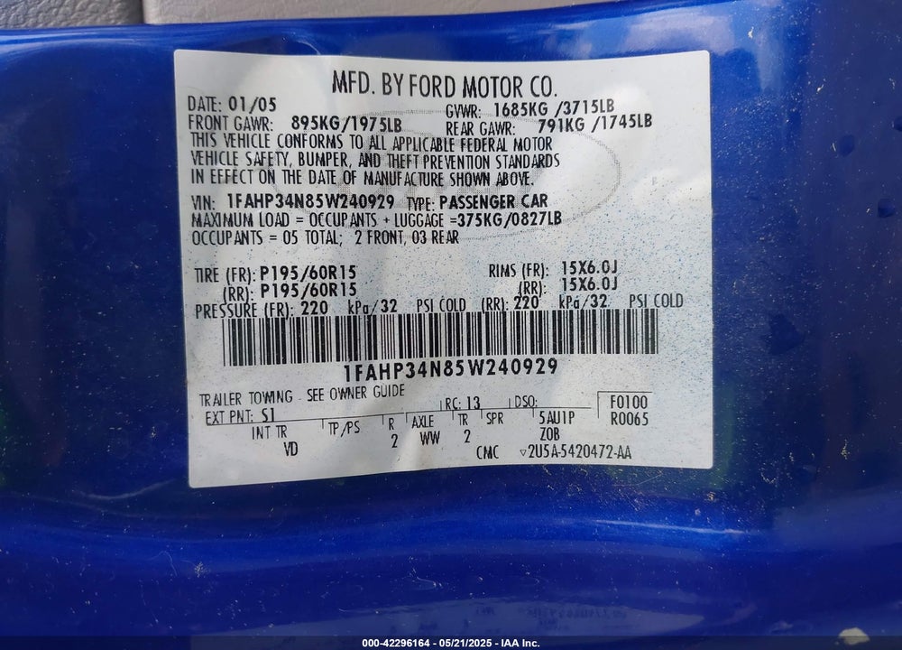 2005 FORD FOCUS ZX4 VIN: 1FAHP34N85W240929