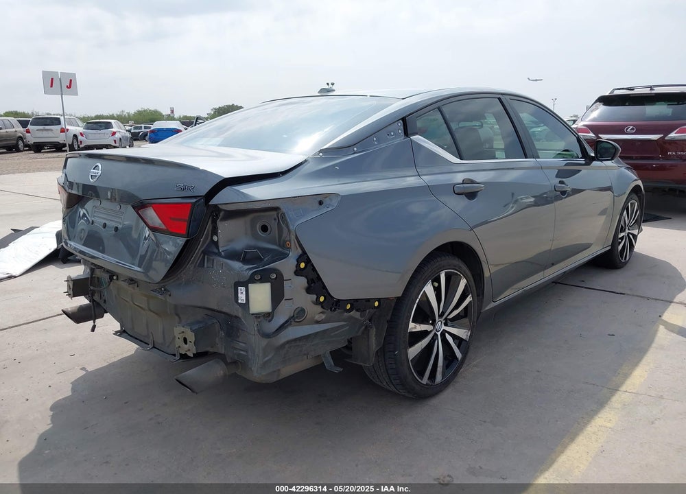 2021 NISSAN ALTIMA SR FWD VIN: 1N4BL4CV1MN303804