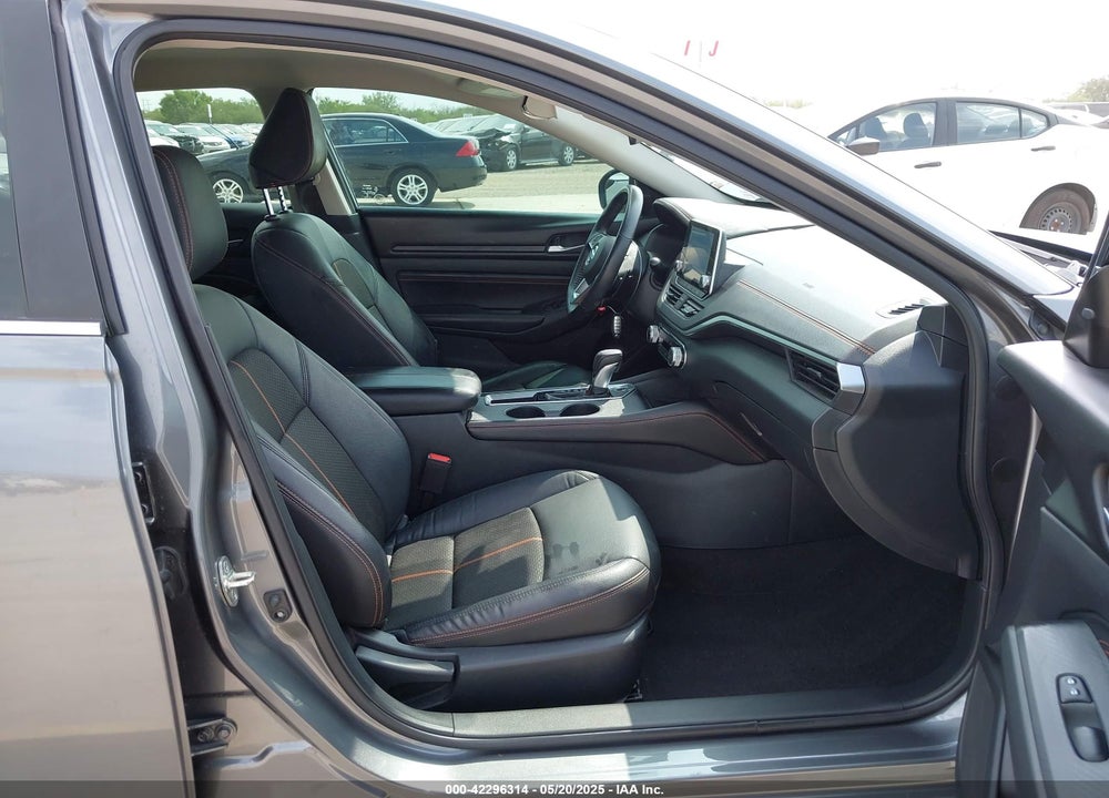 2021 NISSAN ALTIMA SR FWD VIN: 1N4BL4CV1MN303804