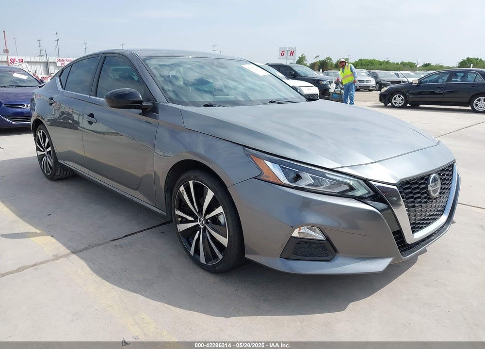 2021 NISSAN ALTIMA SR FWD VIN: 1N4BL4CV1MN303804