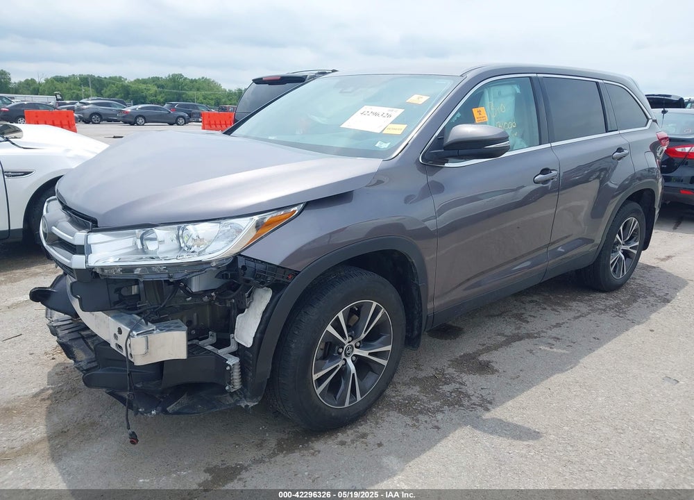 2019 TOYOTA HIGHLANDER VIN: 5TDBZRFH6KS718068