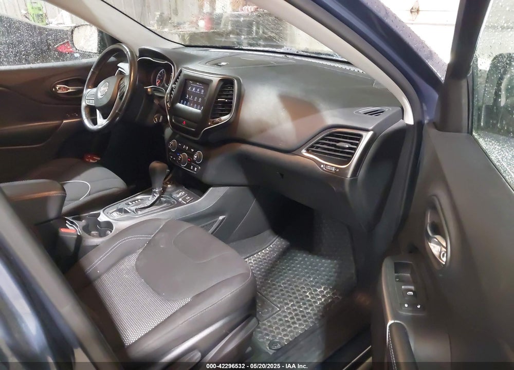 2020 JEEP CHEROKEE LATITUDE 4X4 VIN: 1C4PJMCB7LD529460