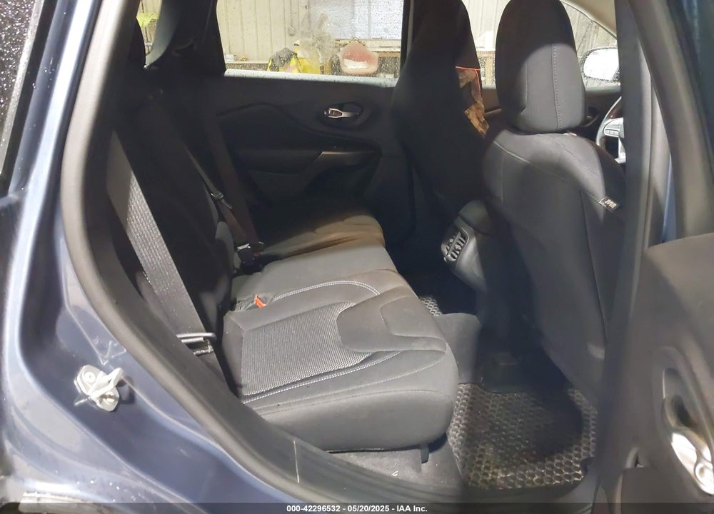 2020 JEEP CHEROKEE LATITUDE 4X4 VIN: 1C4PJMCB7LD529460