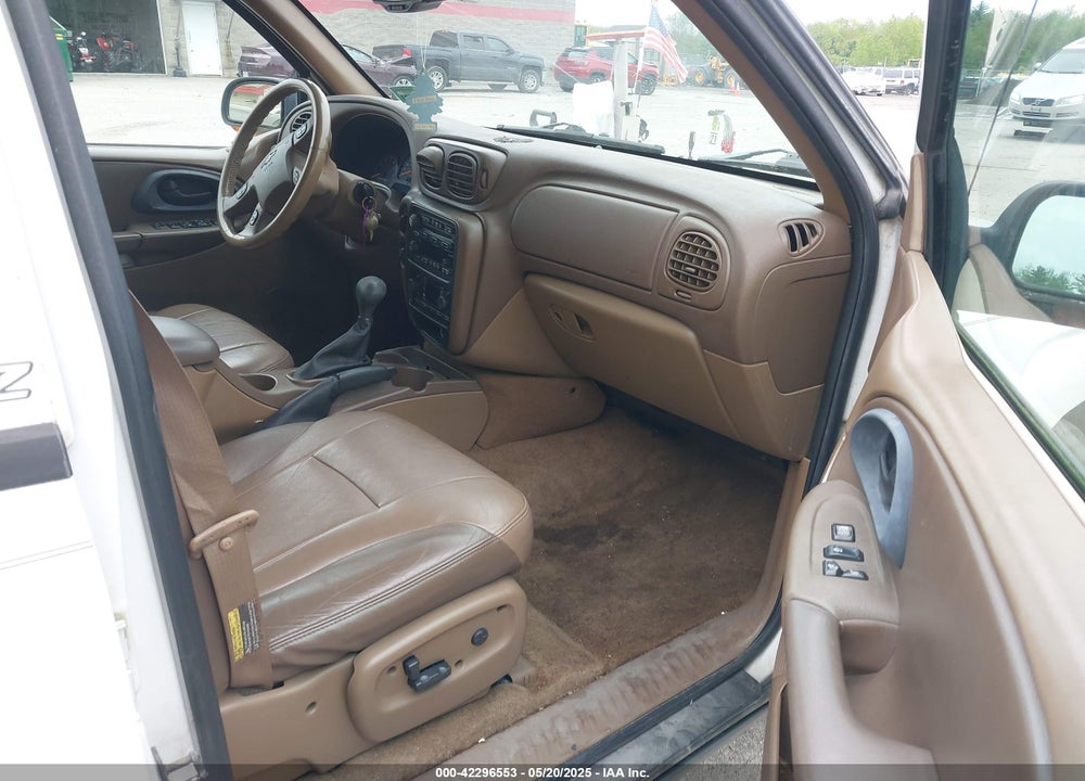 2002 CHEVROLET TRAILBLAZER LTZ VIN: 1GNDT13S622278069