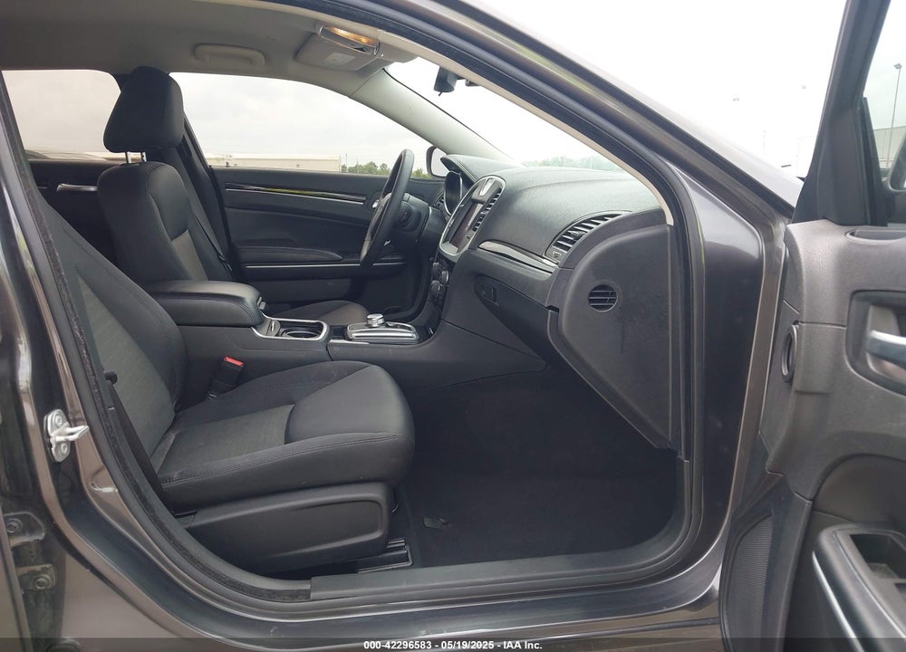 2023 CHRYSLER 300 VIN: 2C3CCAAG6PH538167